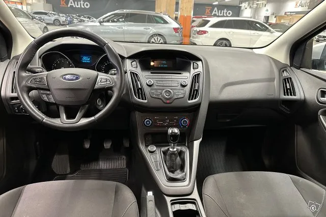 Ford Focus 1,0 EcoBoost 125 hv Start/Stop M6 Trend Wagon *Va Image 7