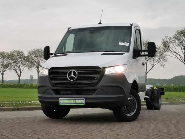 Mercedes-Benz Sprinter 519 CDI 3.0 LTR 6 CYL! Image 1